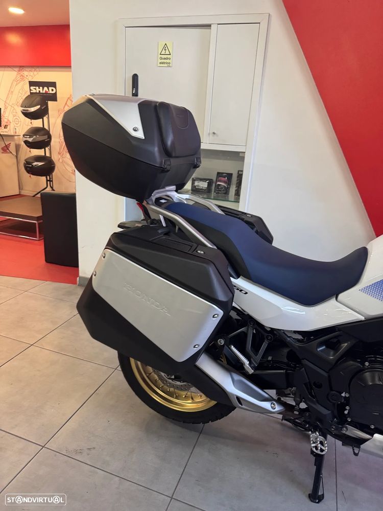Honda Transalp 750 ABS COM EXTRAS - 2