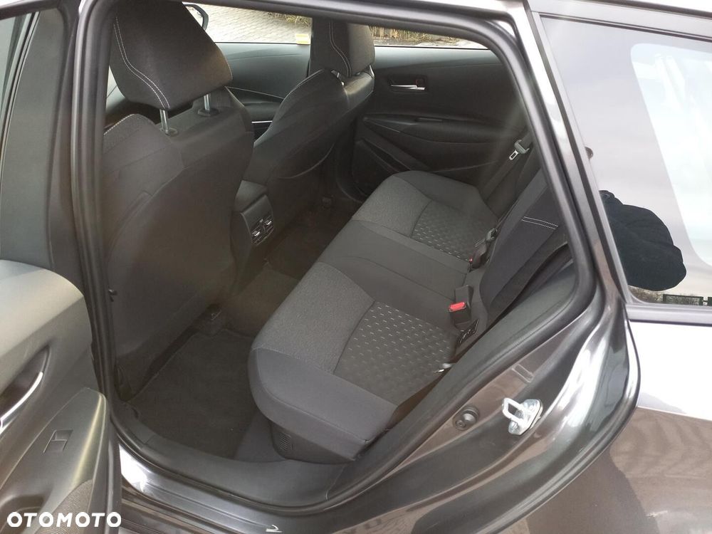 Toyota Corolla 1.8 Hybrid Comfort - 13
