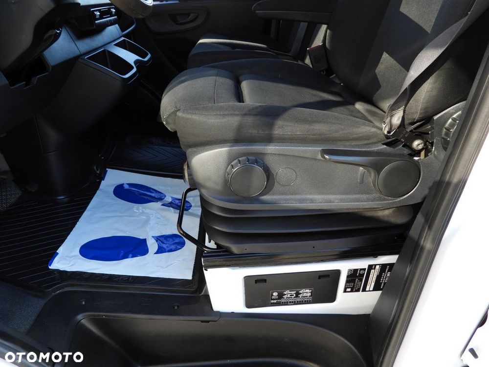 Mercedes-Benz SPRINTER 316 FURGON BRYGADÓWKA 7 MIEJSC TEMPOMAT AUTOMAT  KLIMATYZACJA  160KM - 22