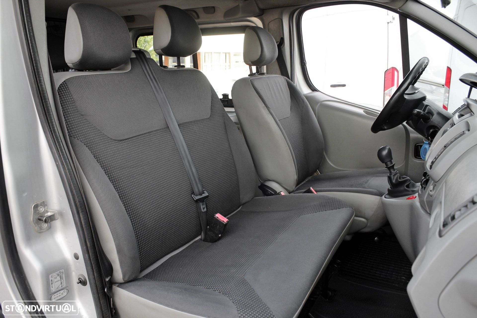 Opel Vivaro 2.0 CDTi L1H1 2.7T 6L - 15