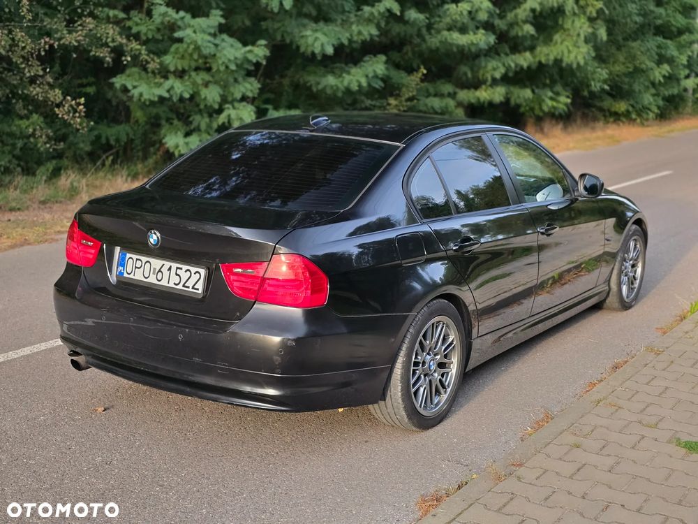BMW Seria 3 318i - 14