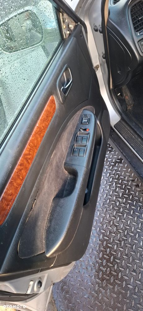 Honda  Accord VI Hatchback 1,8 B F18B2, F18B4 na części - 11