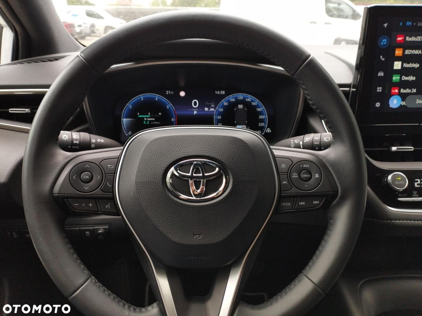 Toyota Corolla - 16