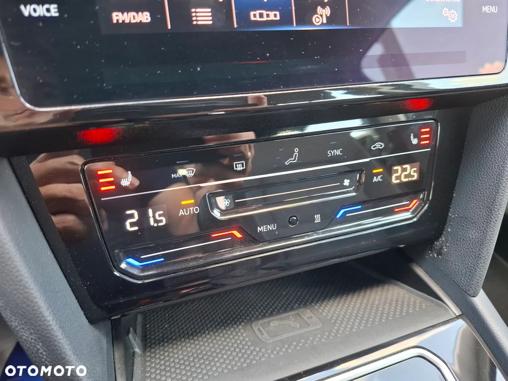 Volkswagen Passat Variant 2.0 TDI EVO Business DSG - 32