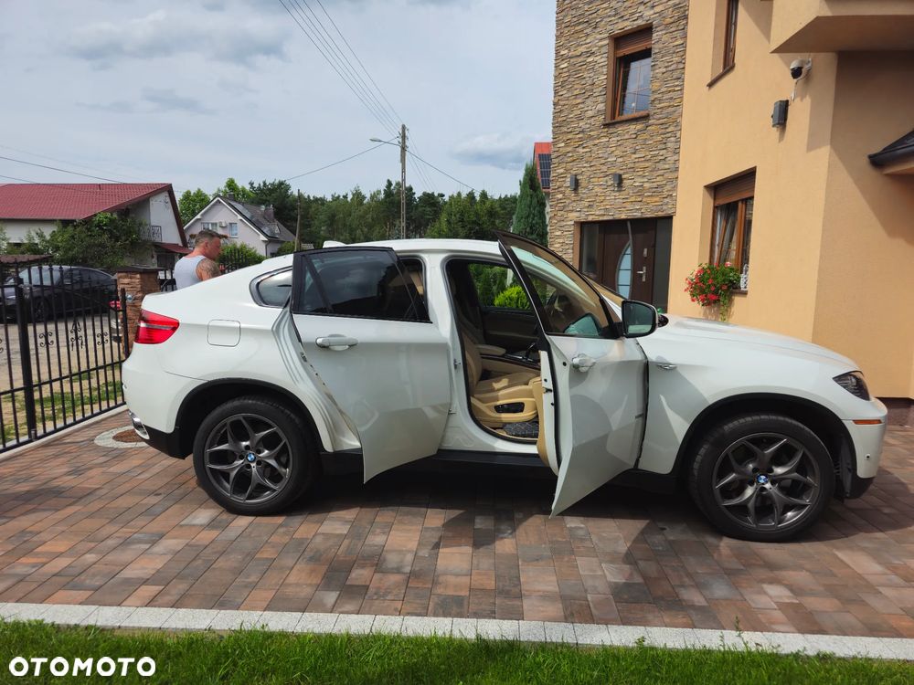 BMW X6 50i xDrive - 4
