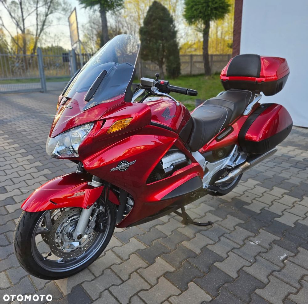 Honda ST - 14