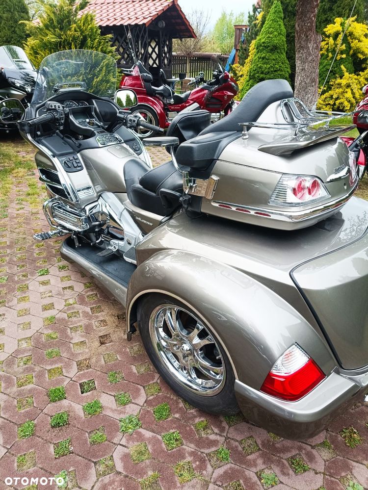 Honda GL - 10