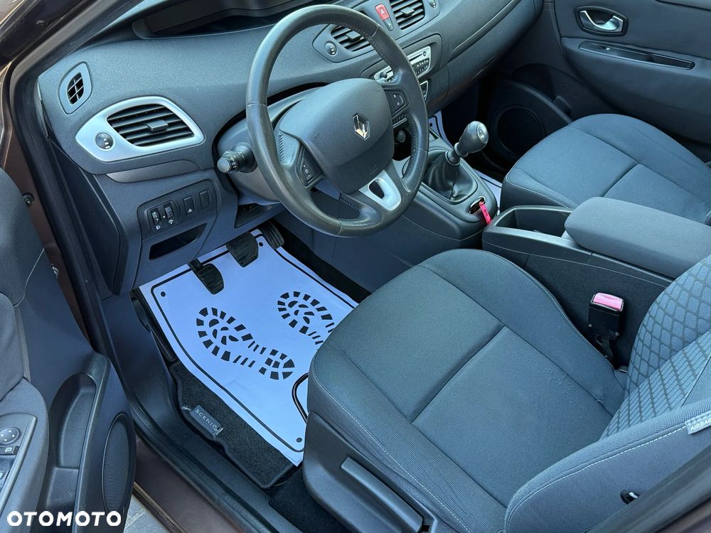 Renault Scenic - 12