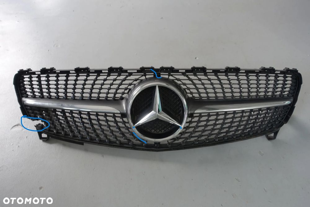 ATRAPA GRILL MERCEDES W176 A KLASA  AMG - 2