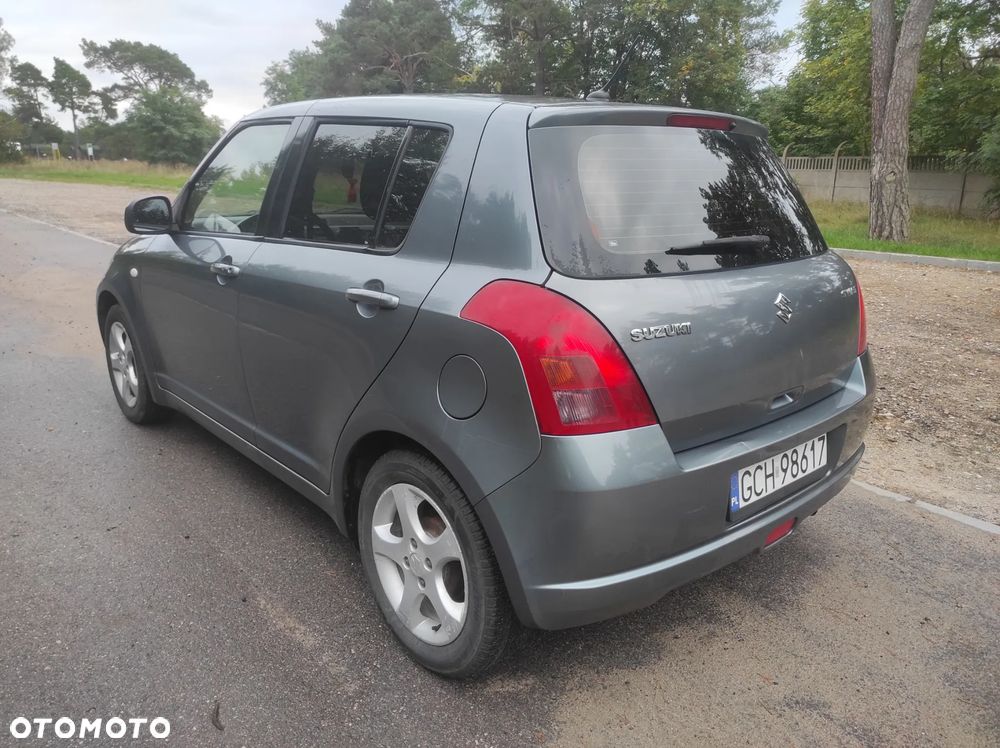 Suzuki Swift - 7