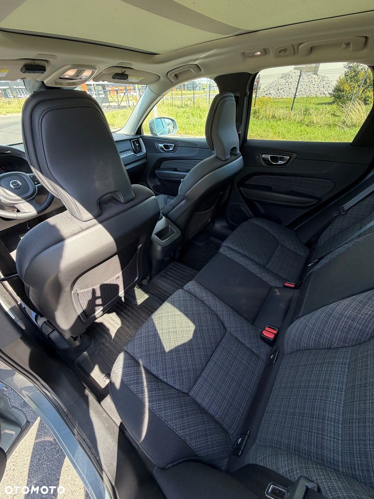 Volvo XC 60 B5 B AWD Core - 11