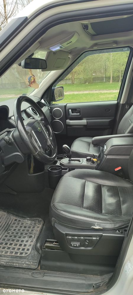 Land Rover Discovery 2.7D V6 HSE - 11