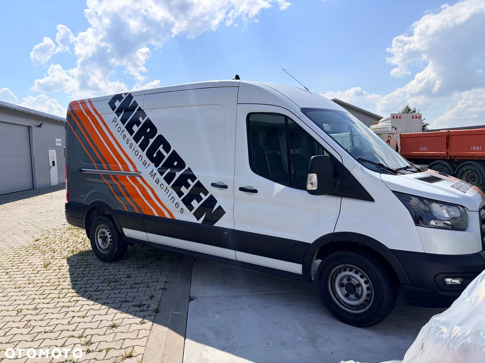 Ford Transit 350 - 4