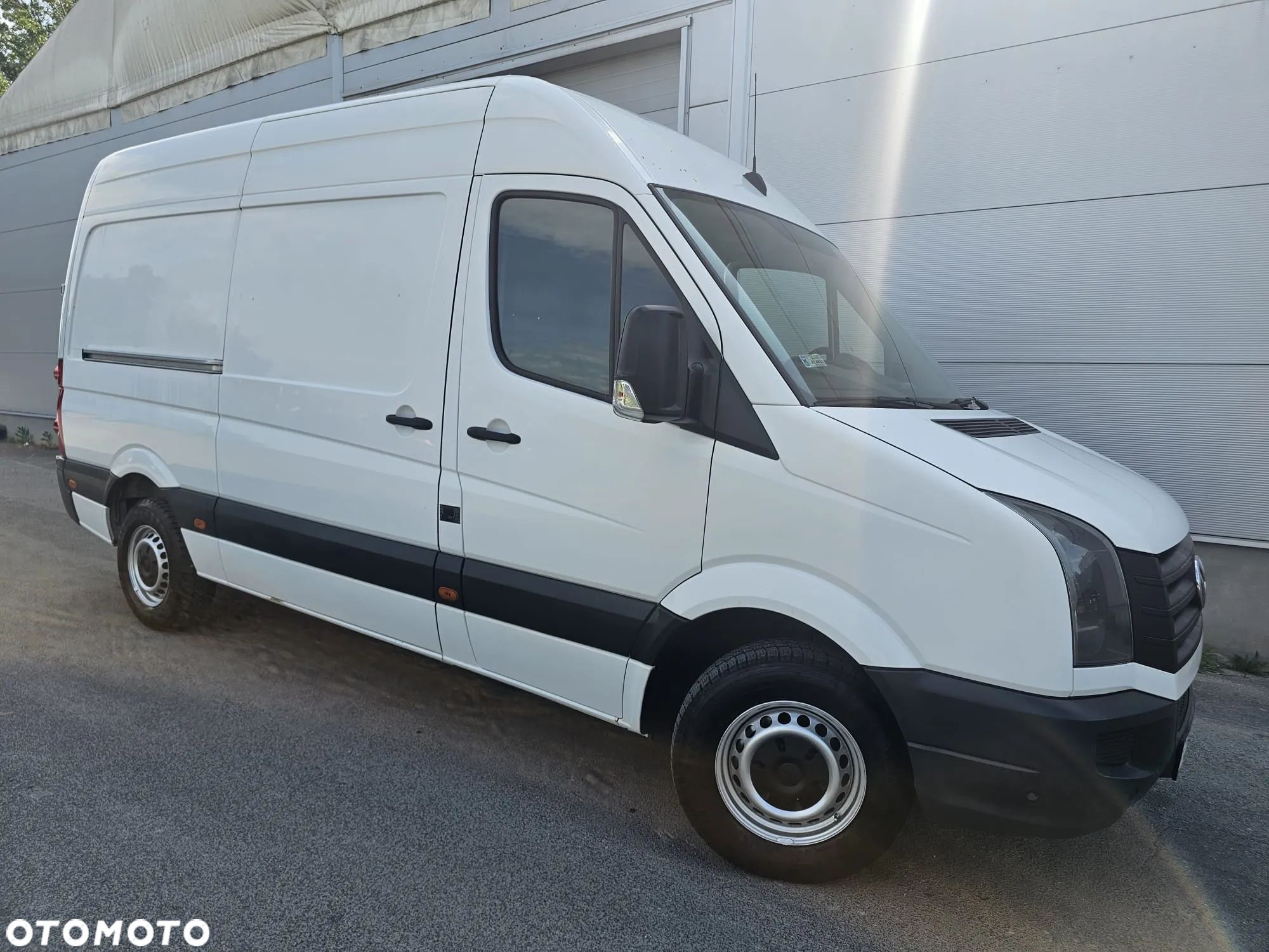 Volkswagen Crafter - 1