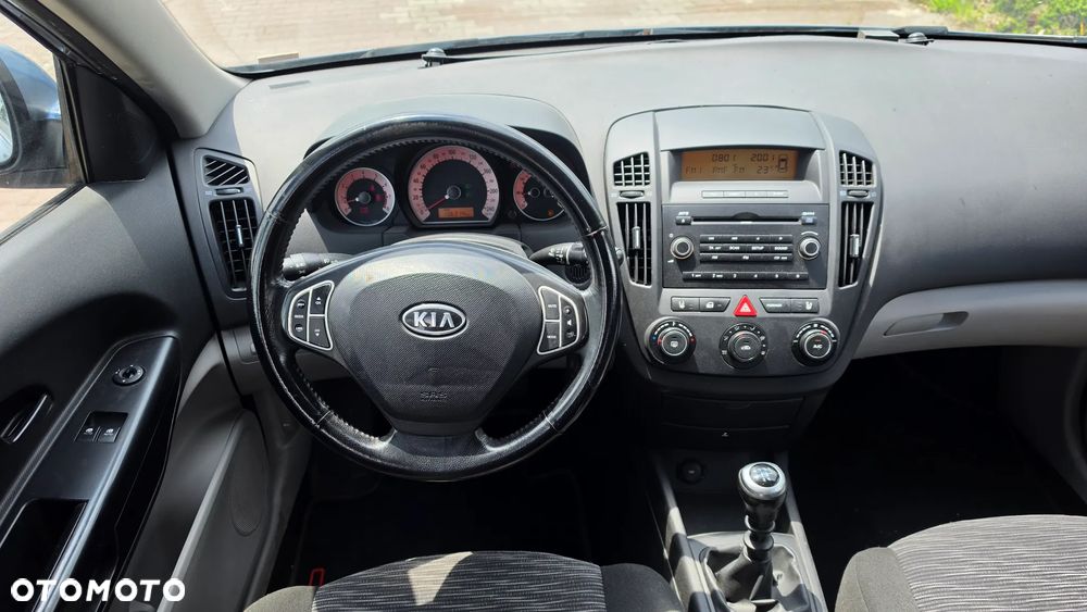 Kia Ceed 1.4 CVVT LX - 10