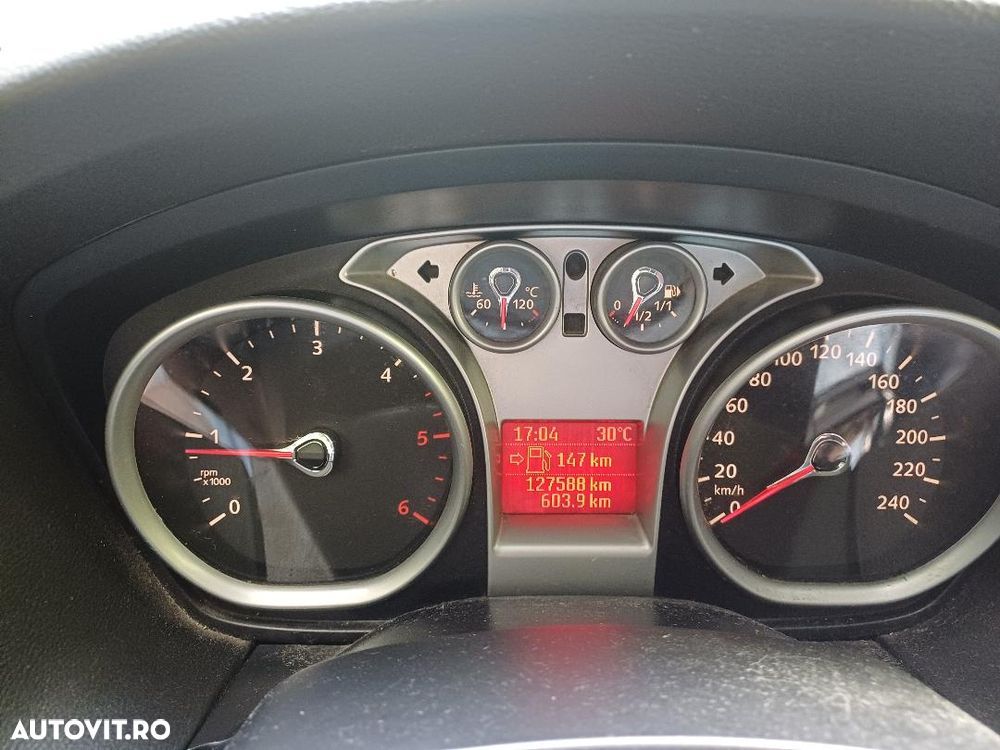 Ford Focus 1.8 TDCI Trend - 8