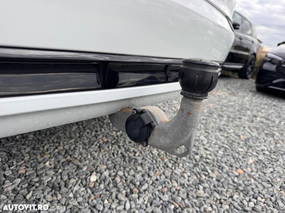 Volvo XC 90 D5 AWD R-Design - 10