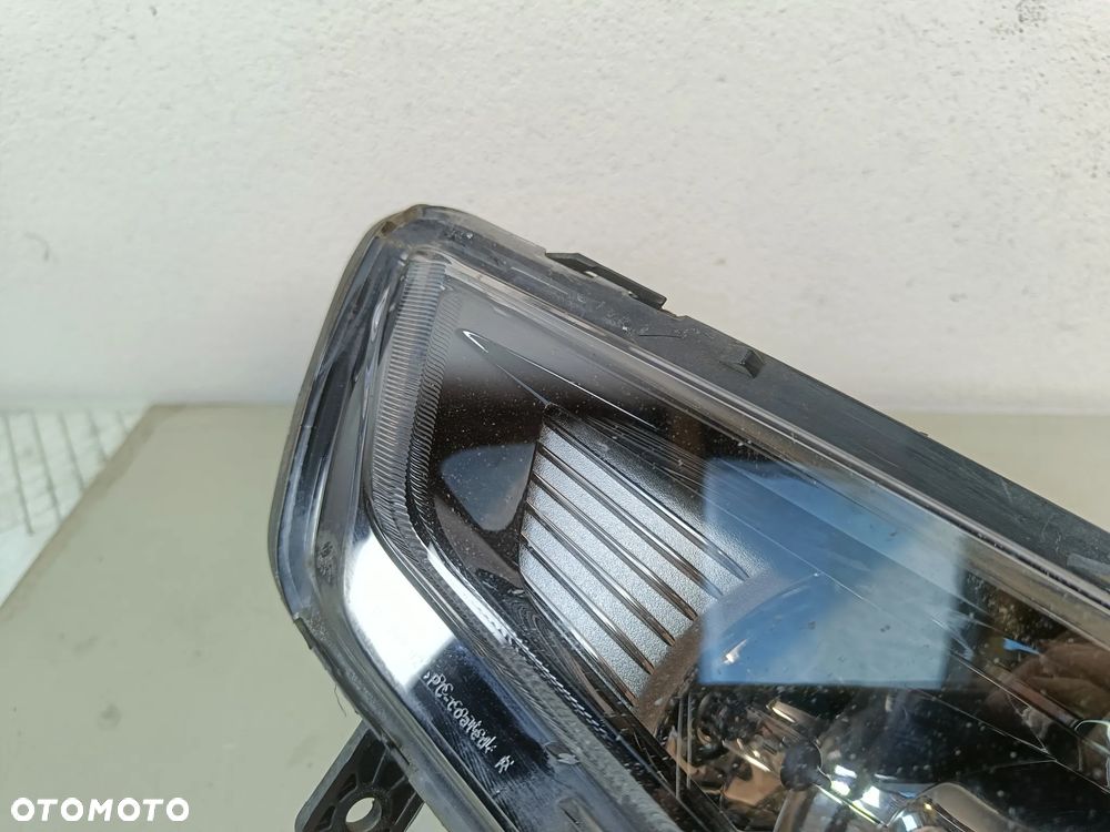 Halogen Prawy Przedni Seat Leon 3 III FR 5F0941700A - 2