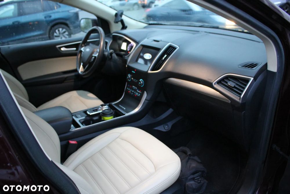 Ford Edge - 24