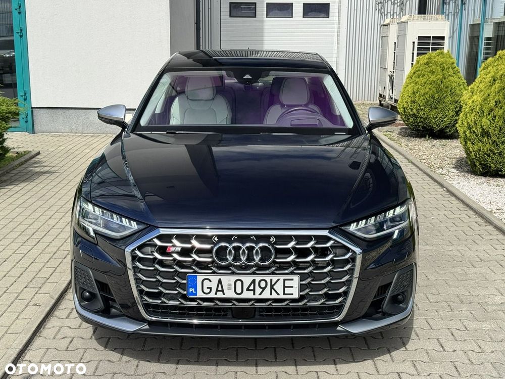 Audi S8 - 4