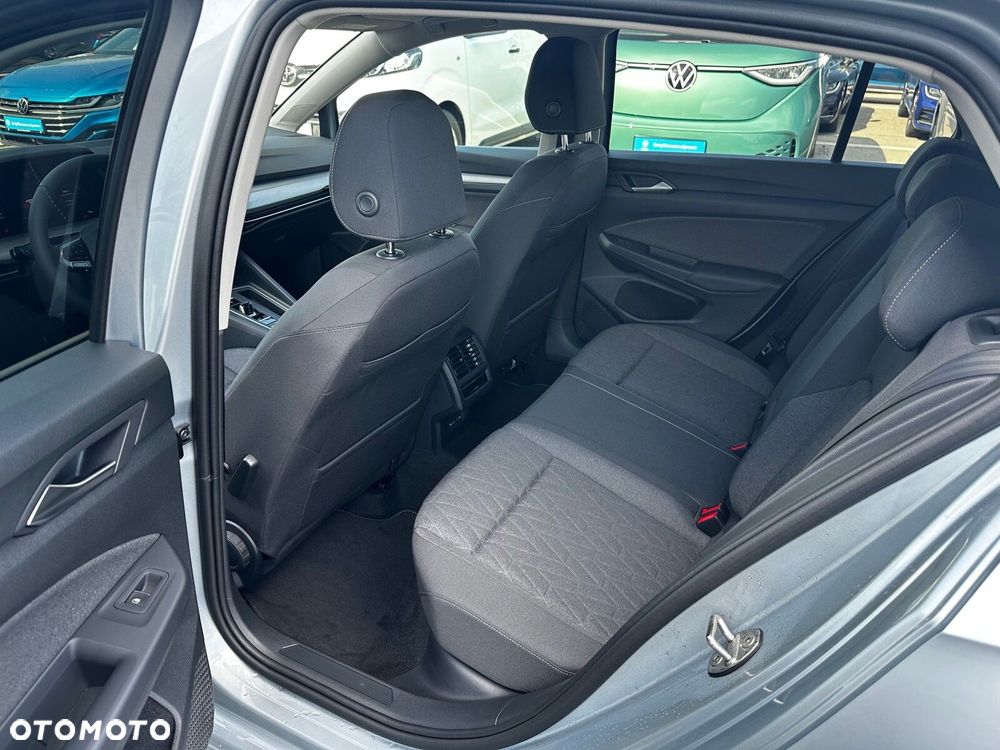 Volkswagen Golf - 18