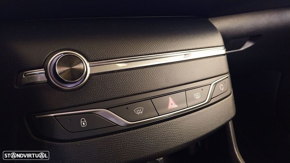 Peugeot 308 1.2 PureTech Style - 11