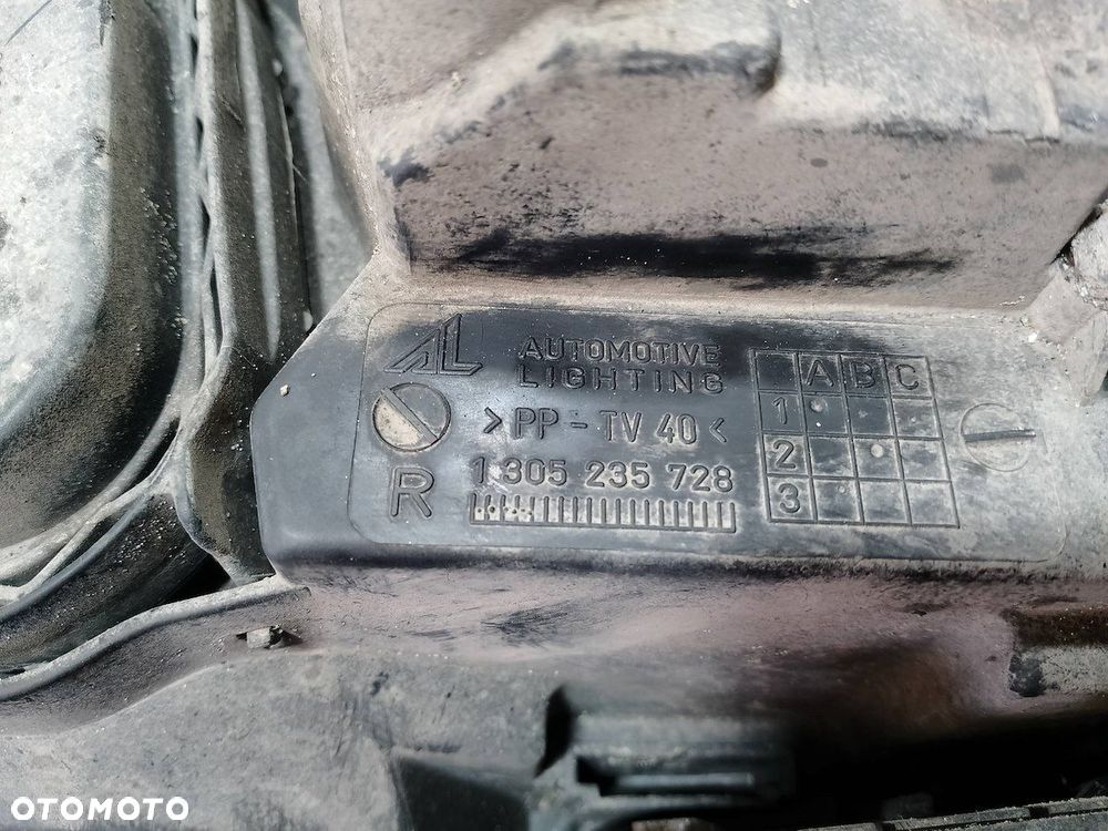 LAMPA PRZEDNIA PRAWA XENON LAND ROVER RANGE ROVER 1305235728 3.0 - 11