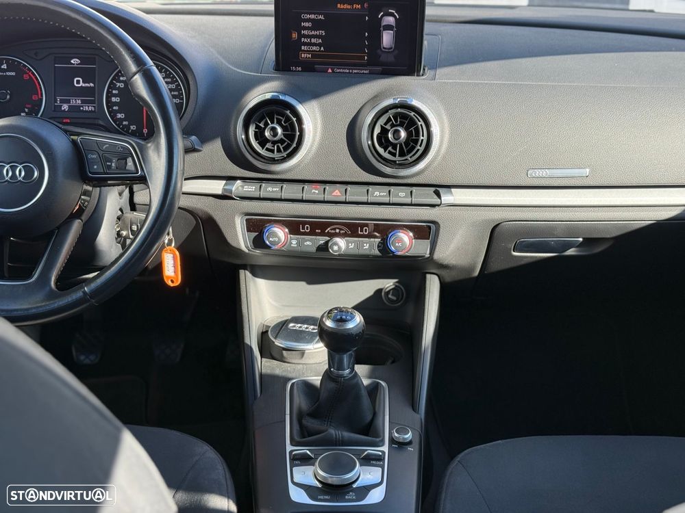 Audi A3 Sportback 2.0 TDI Sport - 27