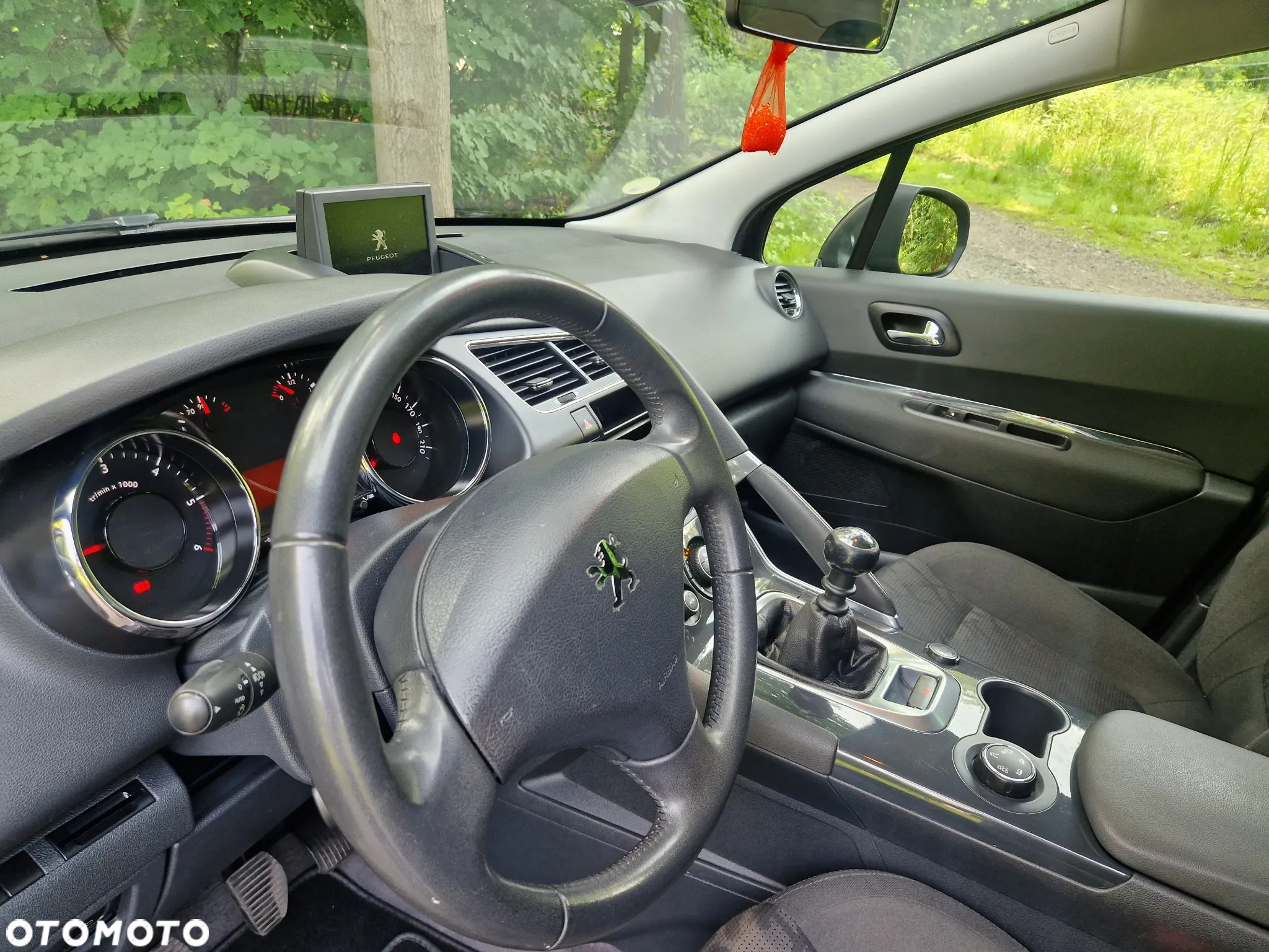 Peugeot 3008 HDi 115 Active - 10