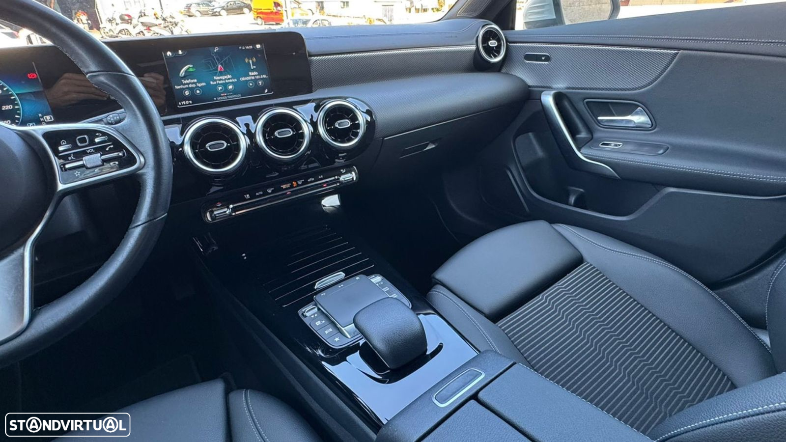 Mercedes-Benz CLA 200 d Shooting Brake 8G-DCT Progressive - 14