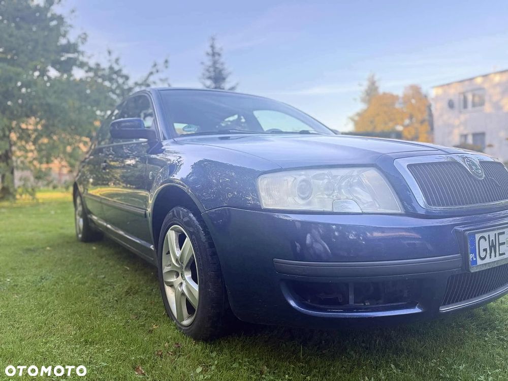 Skoda Superb 2.0 TDI DPF Classic - 3