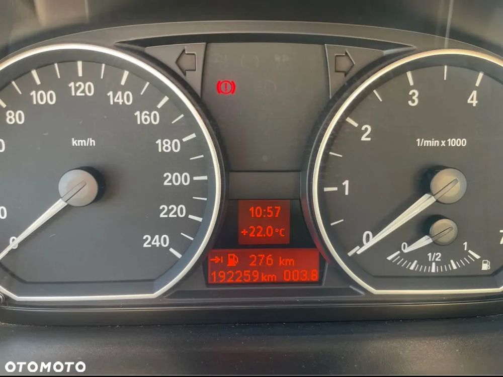 BMW Seria 1 116i - 9