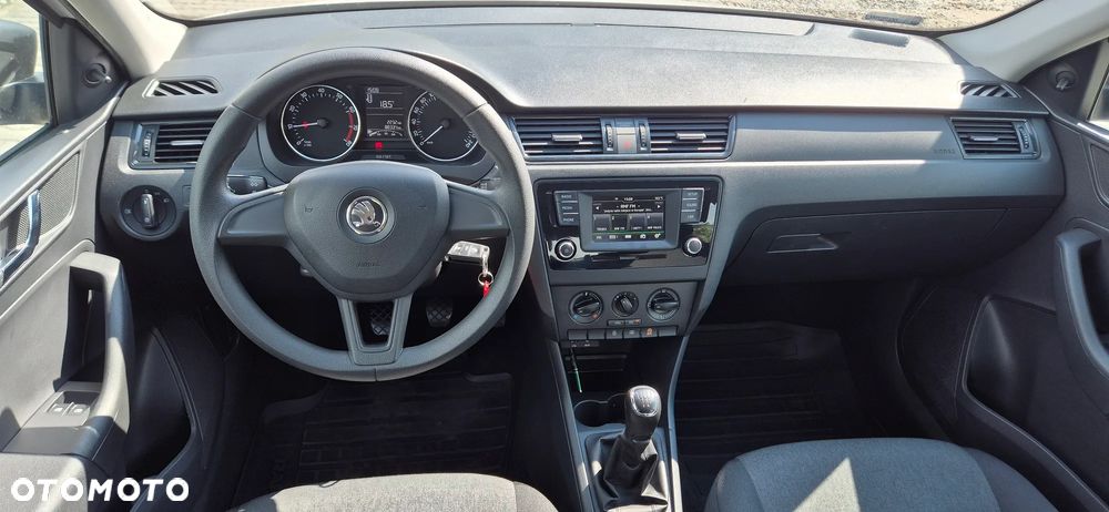 Skoda RAPID 1.2 TSI Active - 6