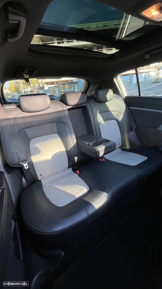 Kia Sportage 1.7 CRDI ISG Prime - 12