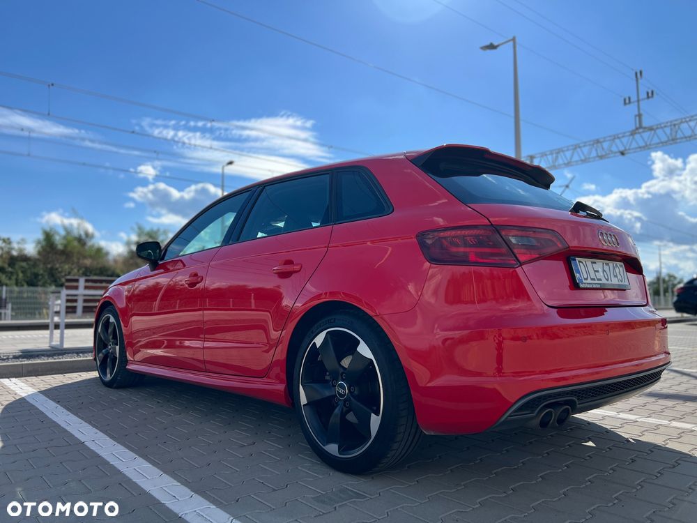 Audi A3 Sportback 2.0 TDI S tronic S line Sportpaket - 8