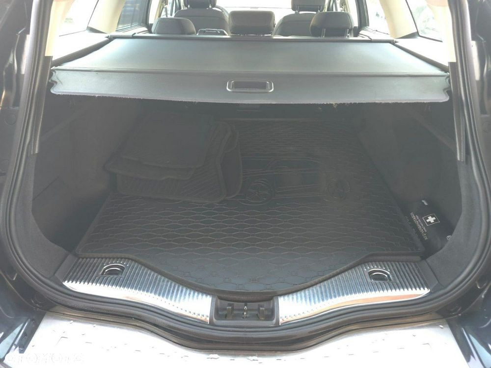 Ford Mondeo - 27