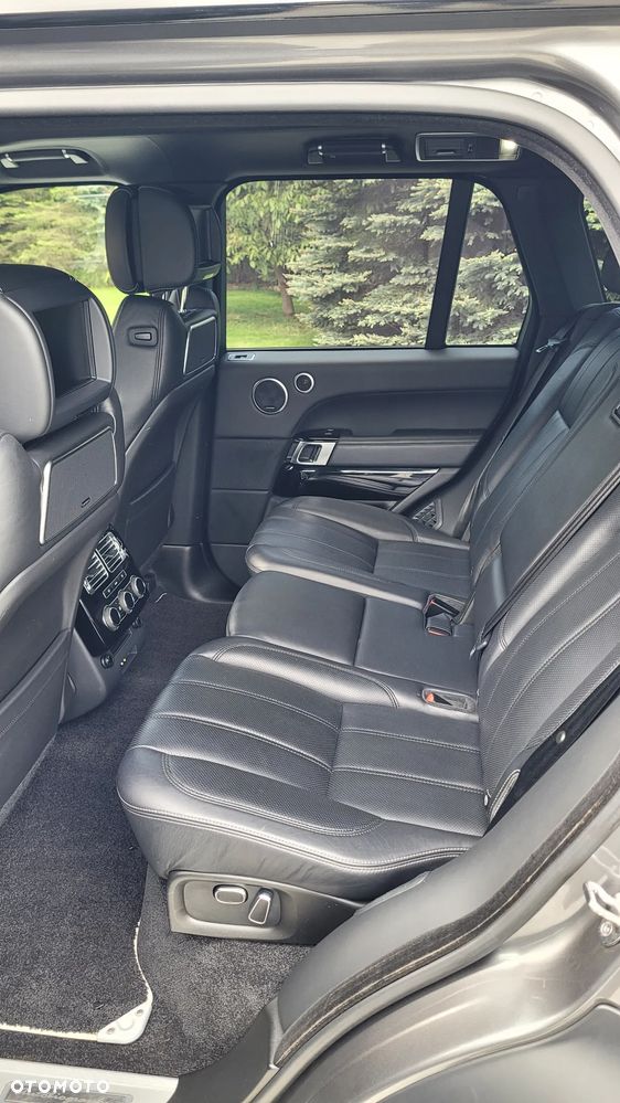 Land Rover Range Rover 4.4SD V8 AB Black - 17