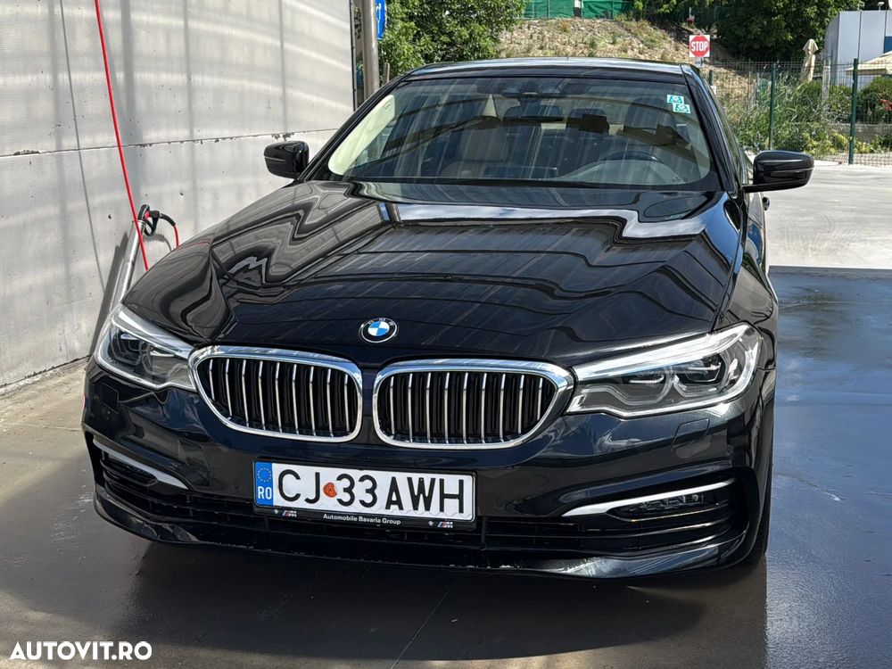 BMW Seria 5 530i xDrive AT - 8