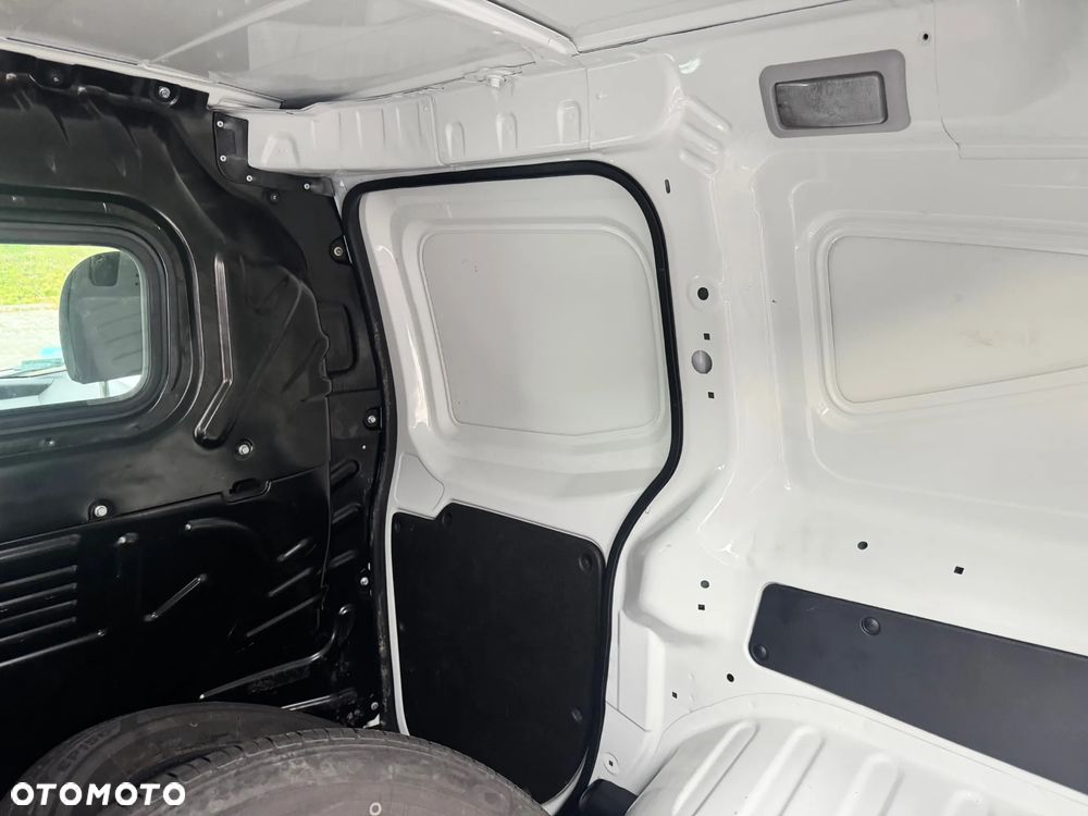 Fiat Fiorino 1.3 Multijet 16V DPF Start&Stop Dynamic - 21