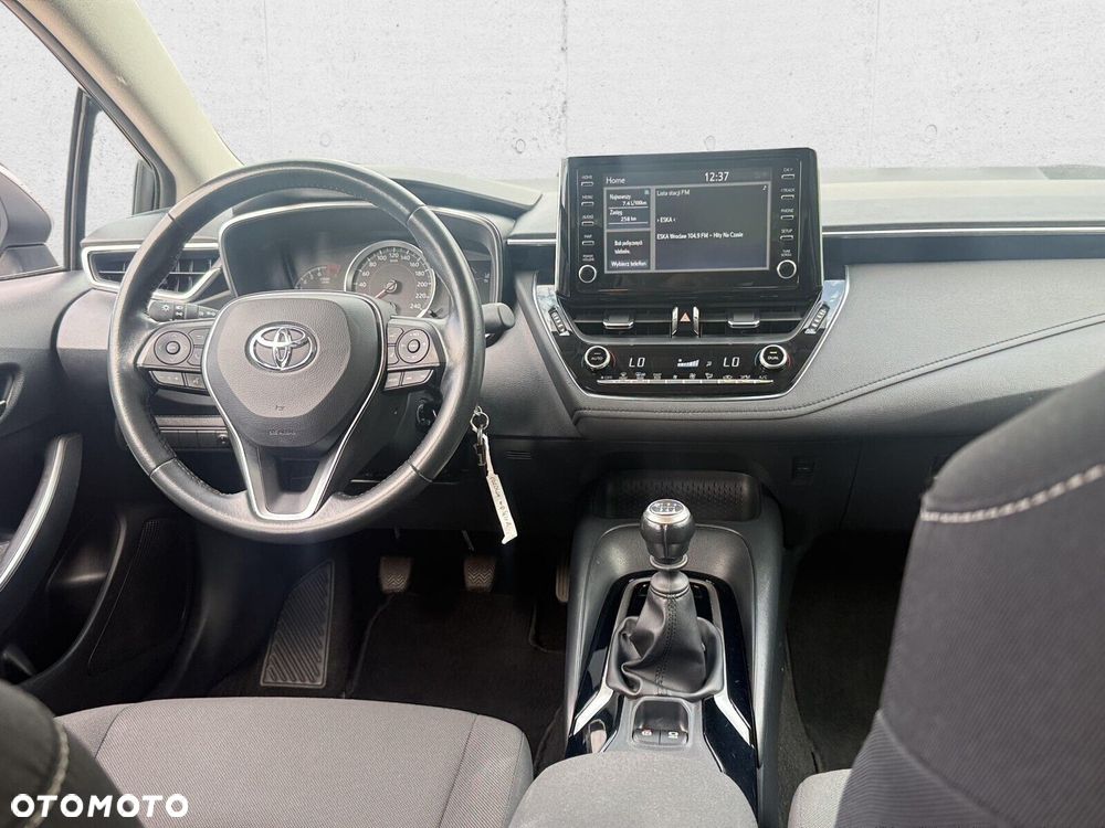 Toyota Corolla - 18