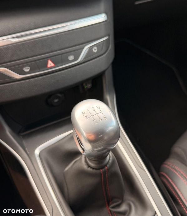 Peugeot 308 1.2 PureTech GPF GT S&S - 24