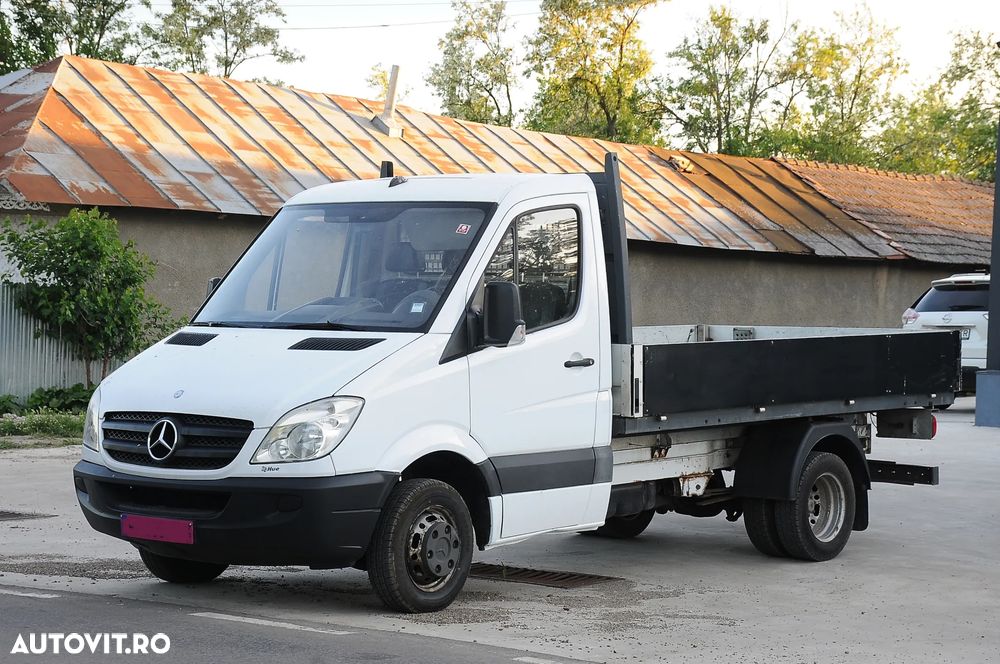 Mercedes-Benz Sprinter - 2