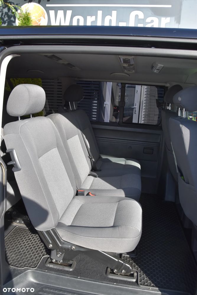 Volkswagen Caravelle - 19