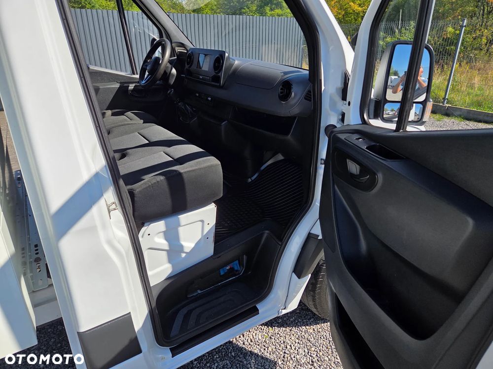 Mercedes-Benz Sprinter 314 CDI / 140KM / Wywrotka dł: 3.50 / Kufer / Klima / - 28