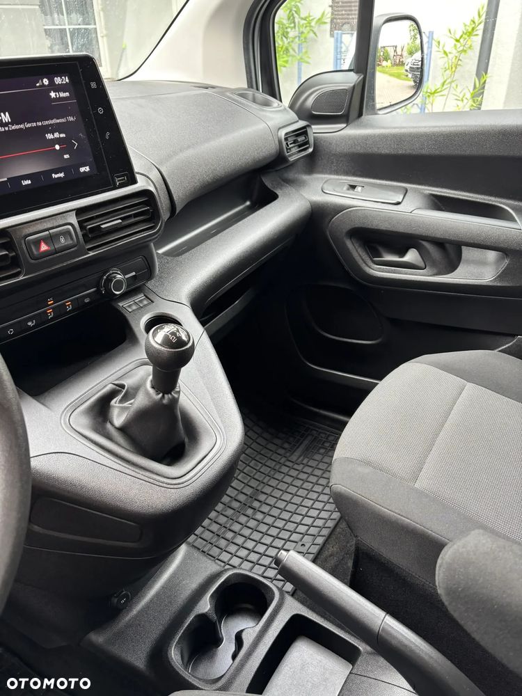 Opel Combo 1.5 CDTI Essentia - 16