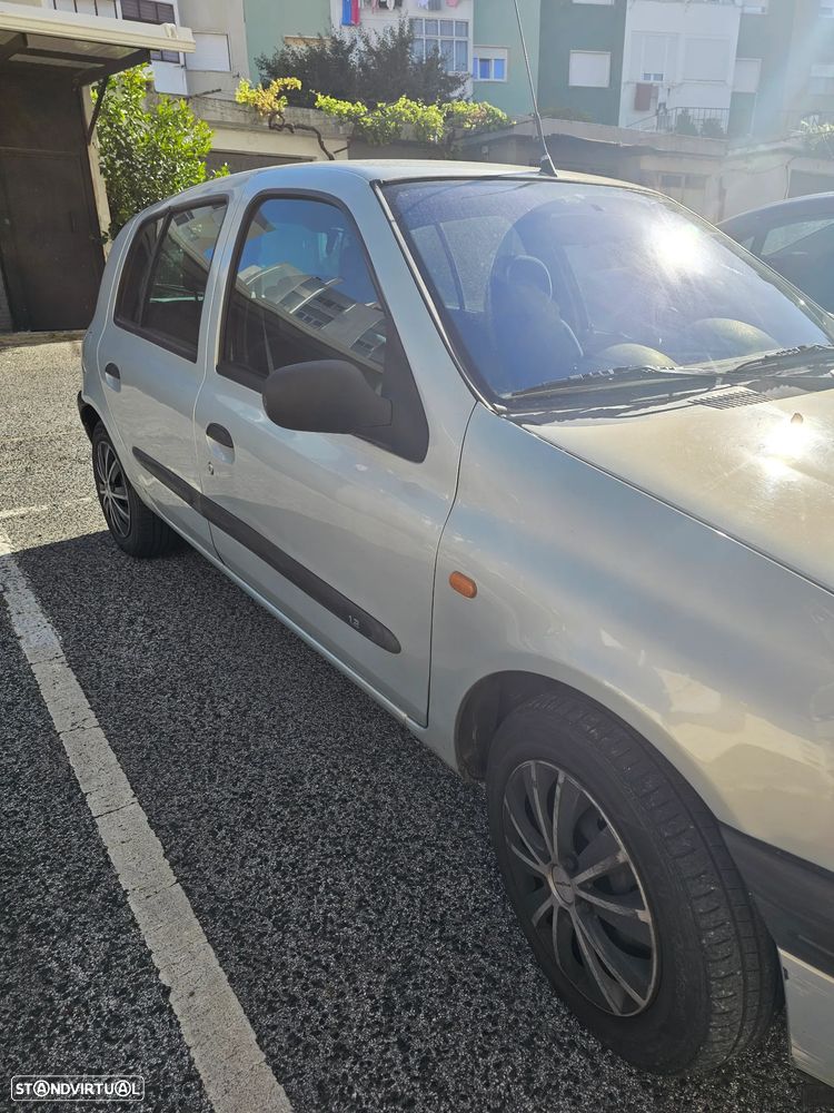 Renault Clio 1.2 - 4