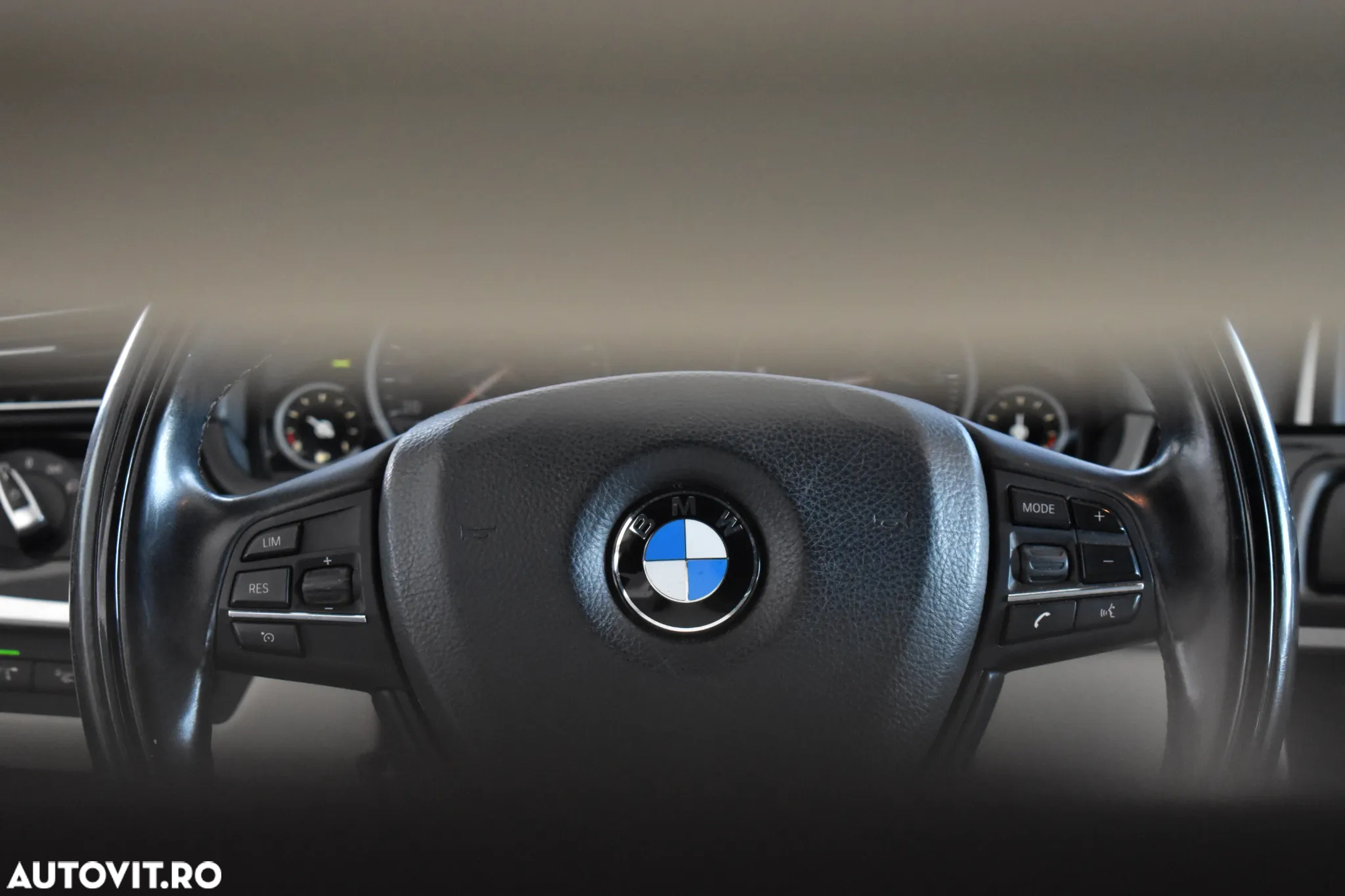 BMW Seria 5 530d xDrive Aut. - 17