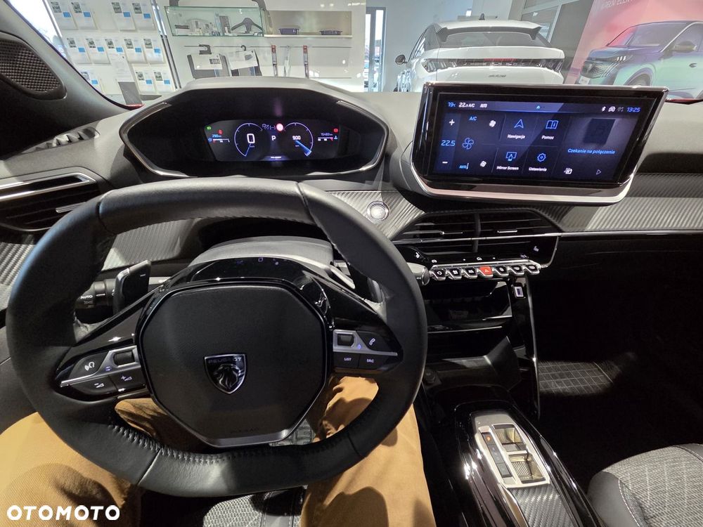 Peugeot 2008 PureTech 130 Allure S&S EAT8 - 14