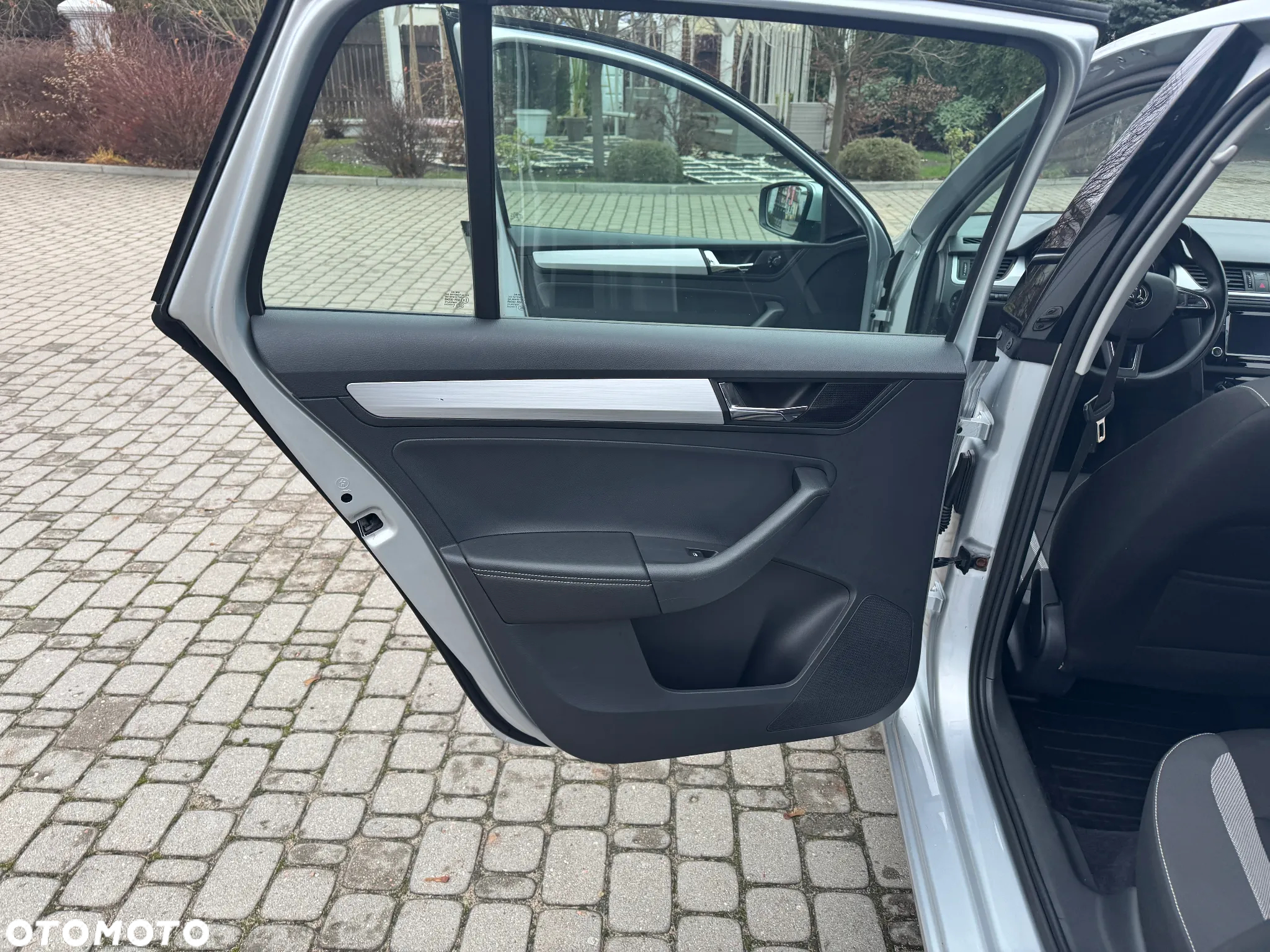 Skoda RAPID - 17