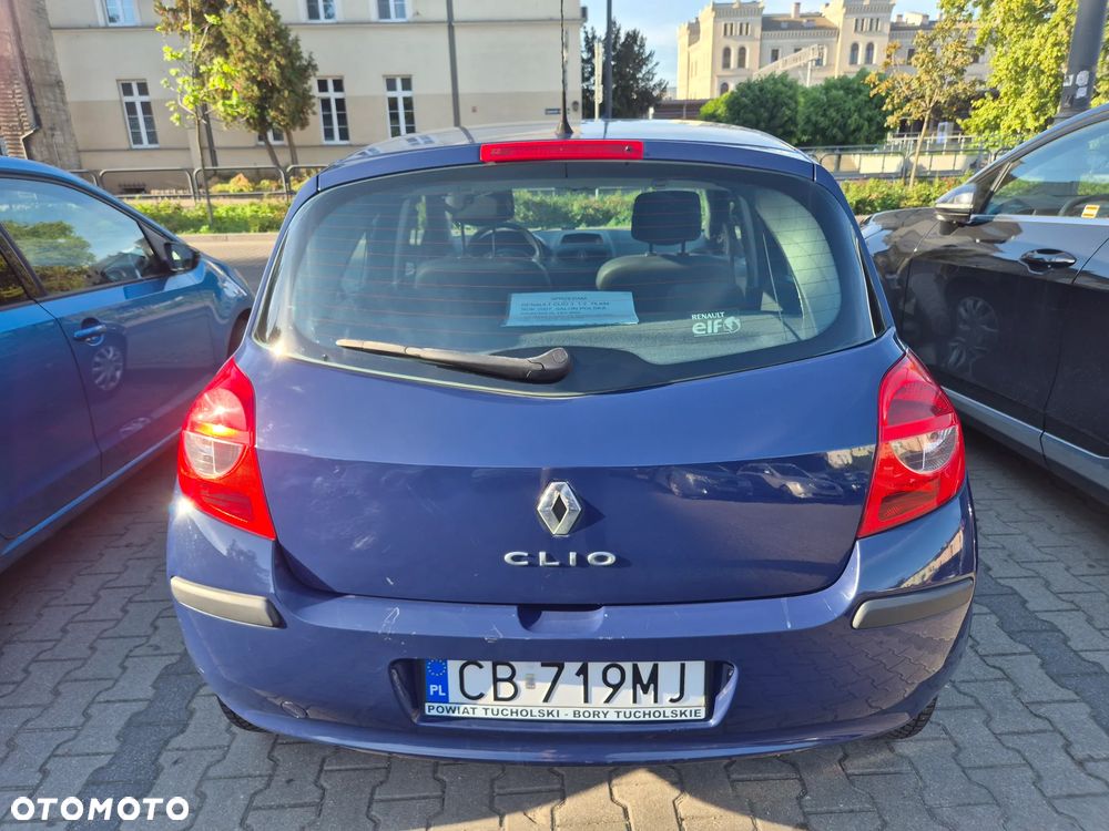 Renault Clio 1.2 16V Authentique - 6